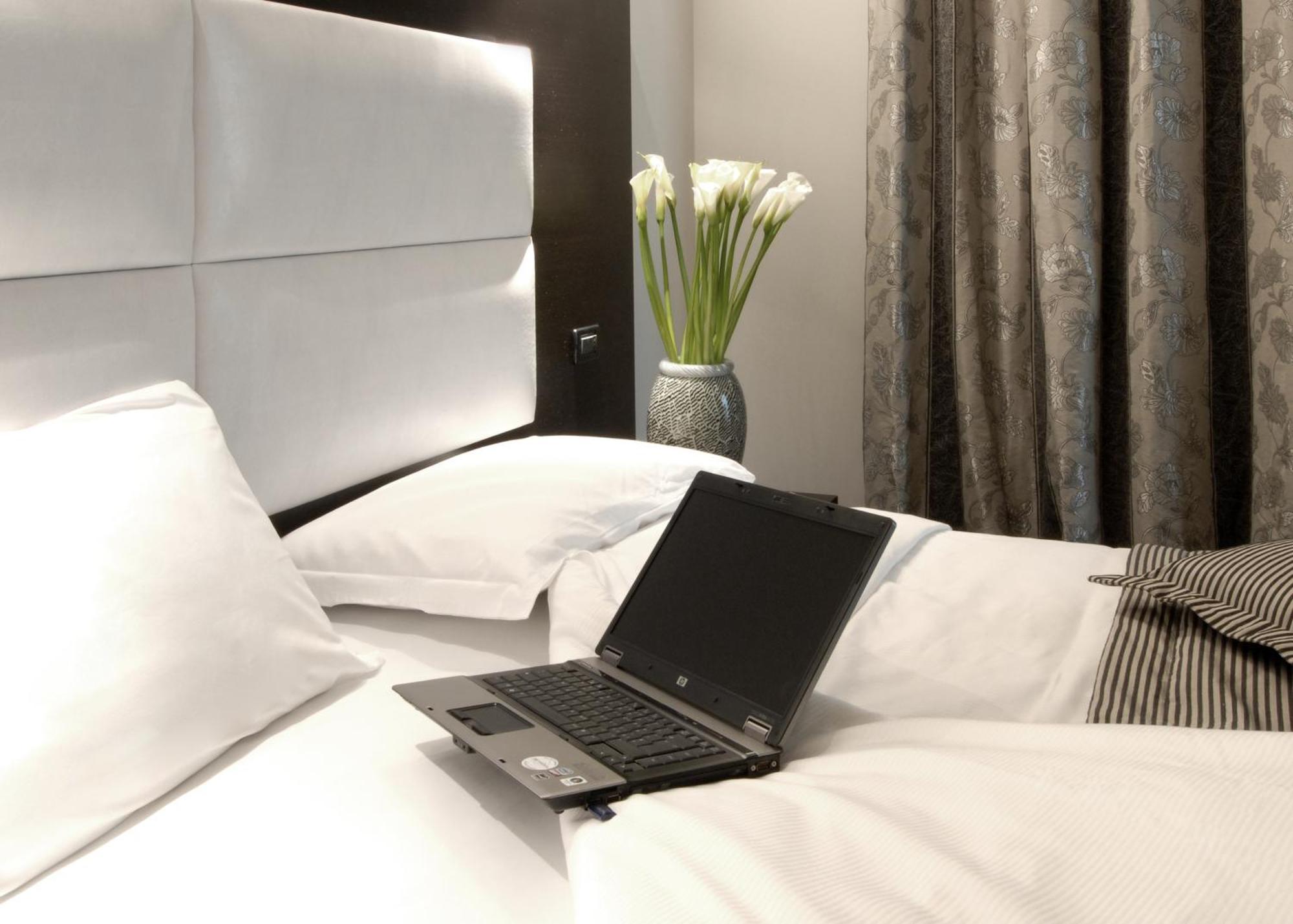 Double or Twin Room,699118926:JPEG
